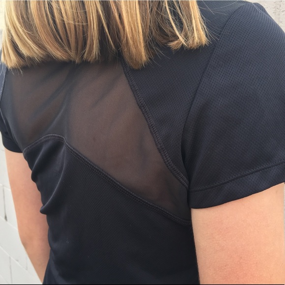 NEW REEBOK BLACK T SHIRT - Picture 3 of 8